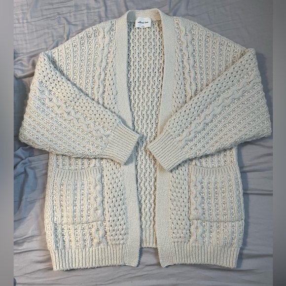 Aritzia Sweaters - Aritzia Cable Knit Cardigan